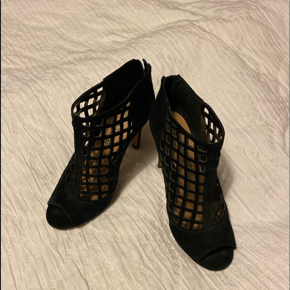 Black heels